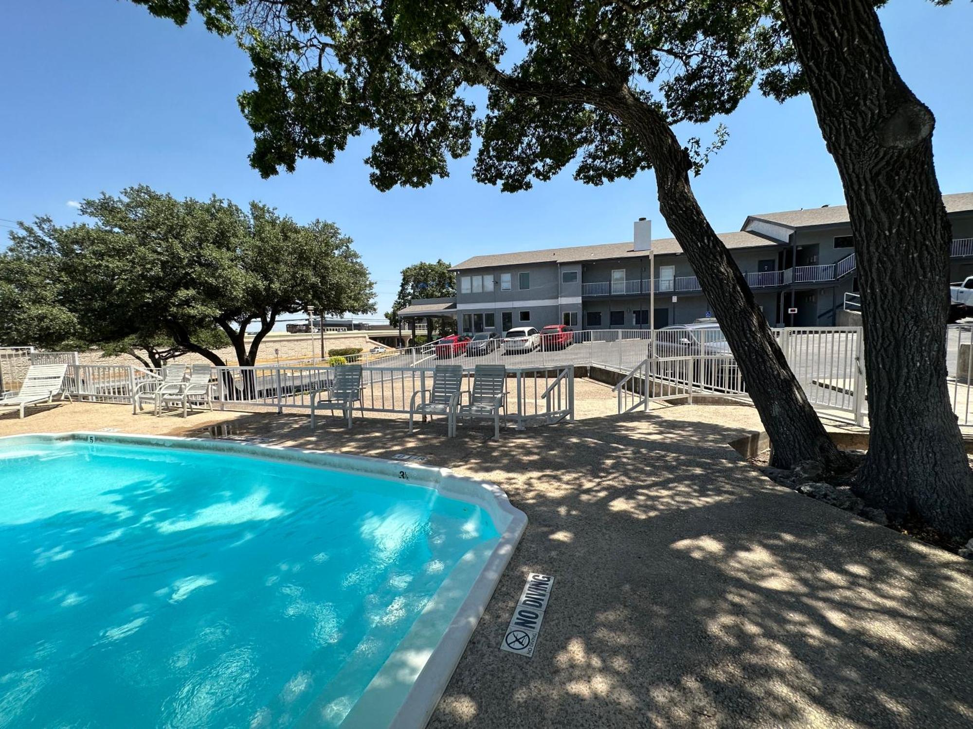 Hillview Inn At Six Flags Fiesta San Antonio Exterior foto